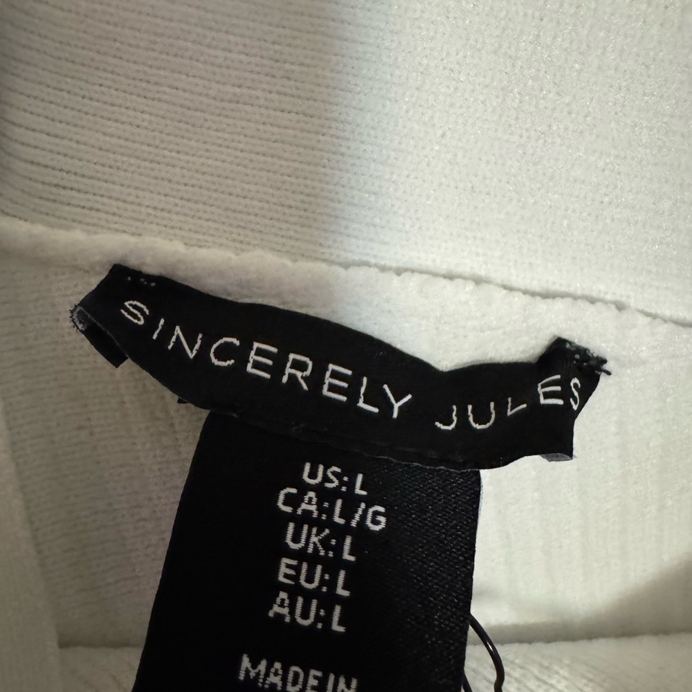 Sincerely Jules White Ribbed Top - Picture 2 of 2